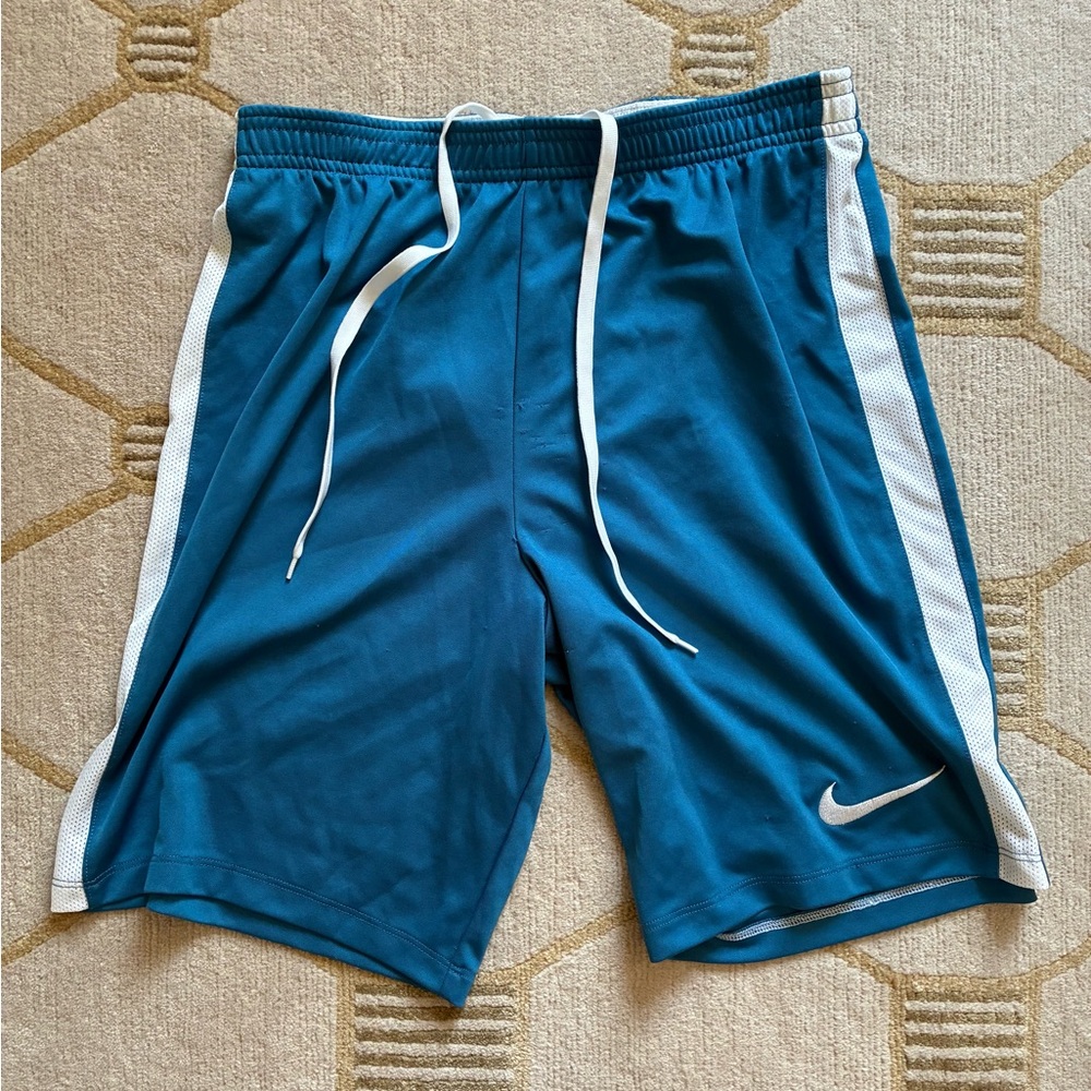 Nike Dri-Fit Soccer Shorts Size M